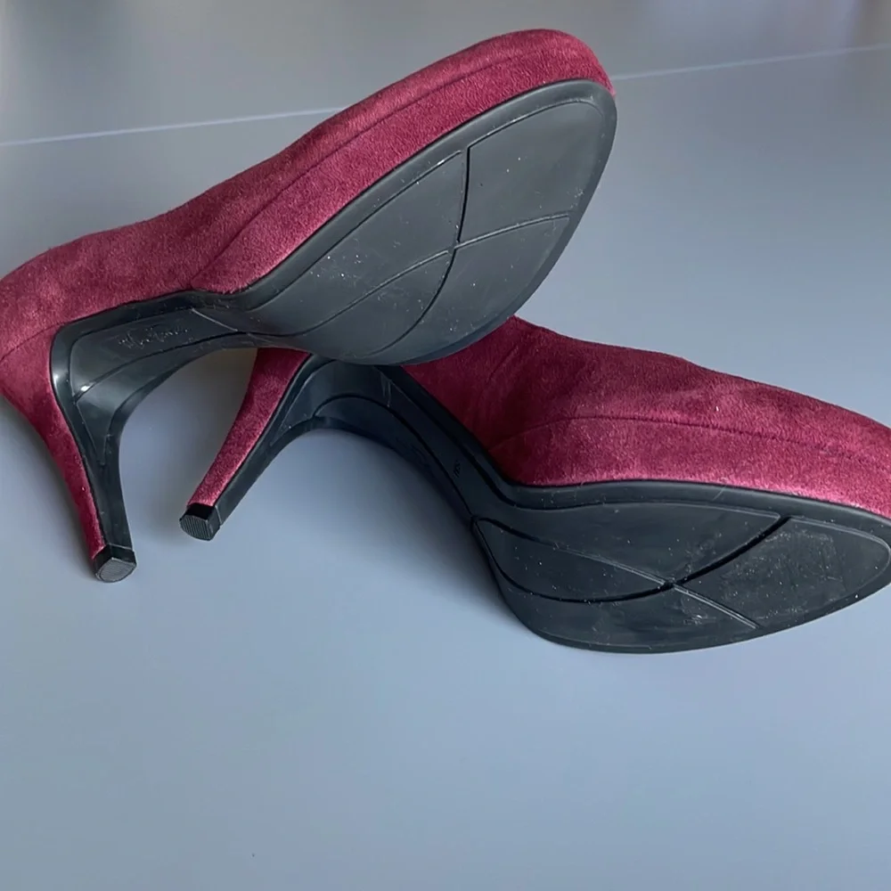 Marc Fischer Sydney Burgundy Heels Size 6M - Picture 9 of 11